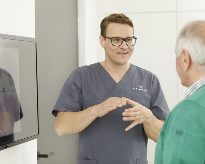 MKG Augsburg am Vincentinum - Dr. Dr. Stefan Mayr